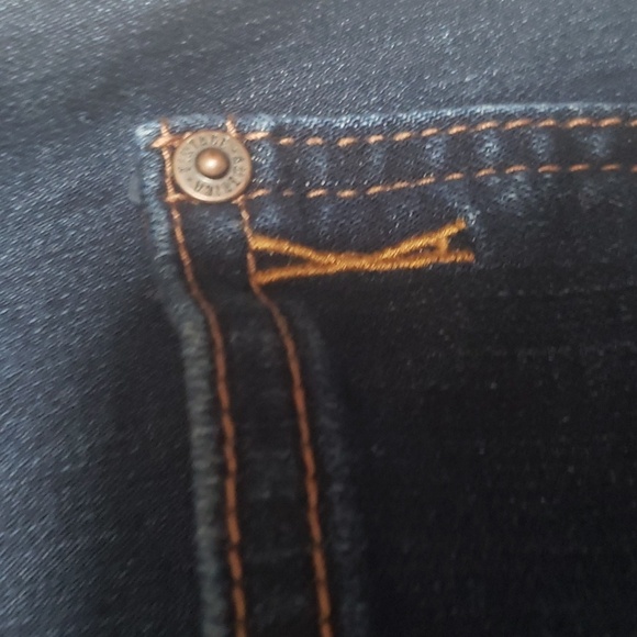 Vintage America Weekend Crop - Picture 10 of 10